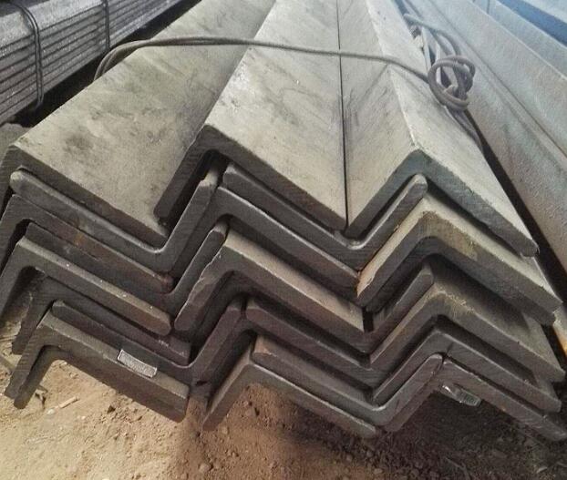 ���Ҳ��ȱ߽Ǹ�